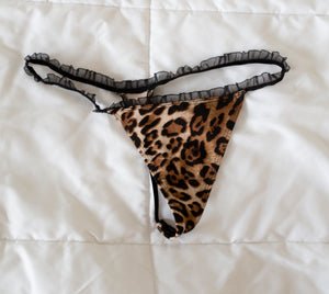 DeVeaux Thong